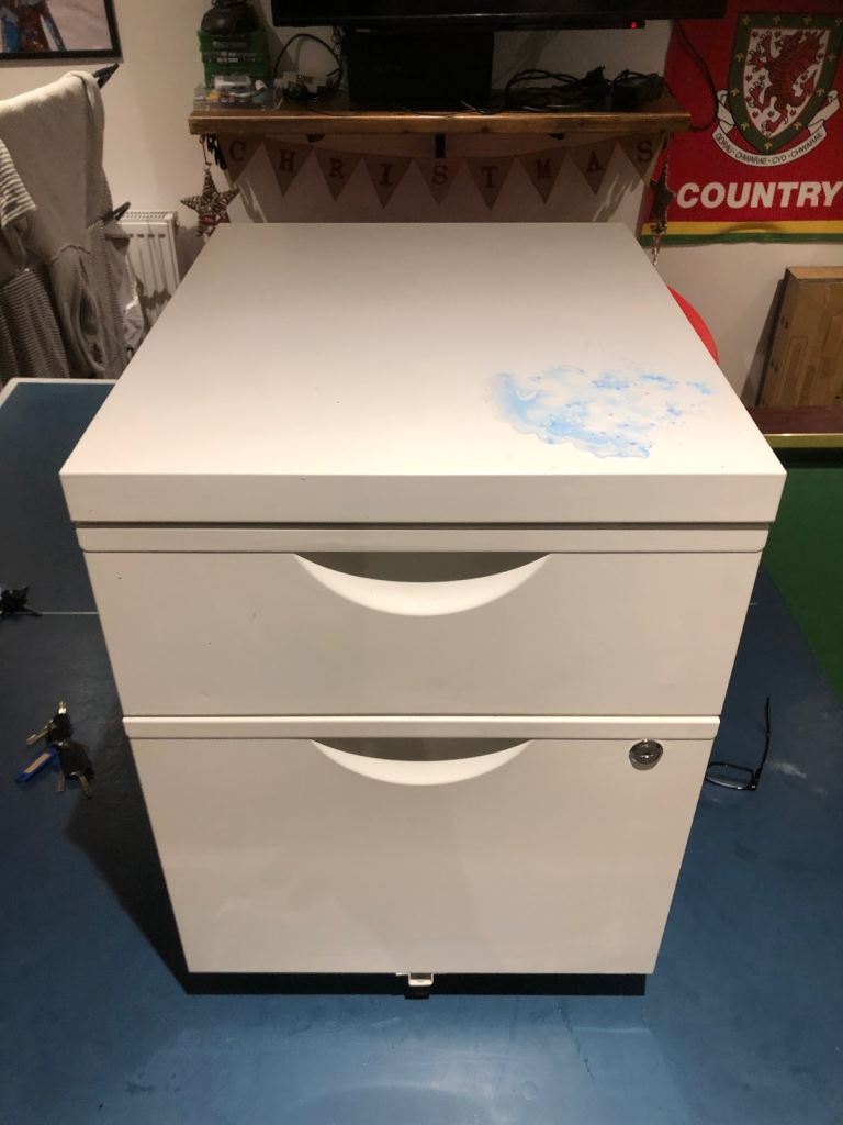 Filing cabinet 2 draw 