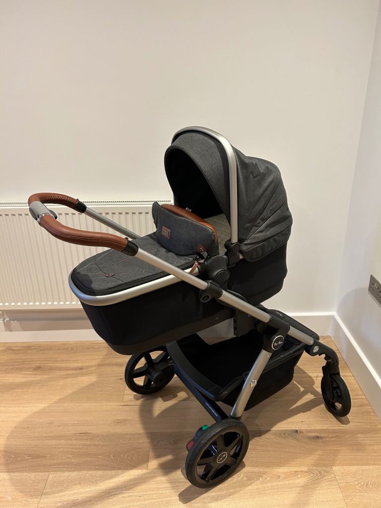 Silver Cross Wave Travel System