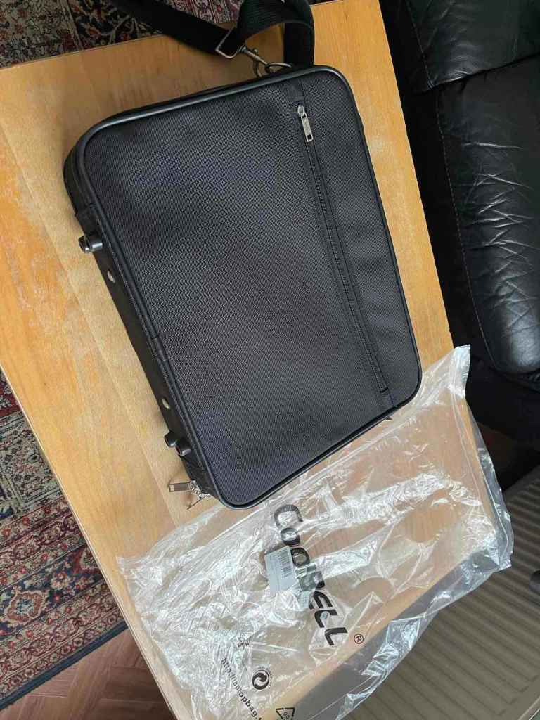 New Black Laptop Case / Carry Bag with Strap