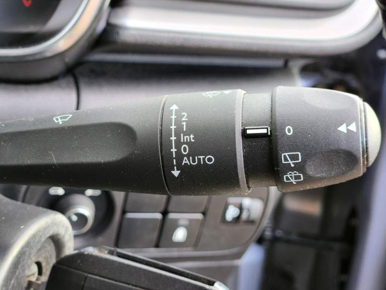 2021 Citroen C3 1.2 PureTech Shine Plus Euro 6 (s/s) 5dr HATCHBACK Petrol Manual