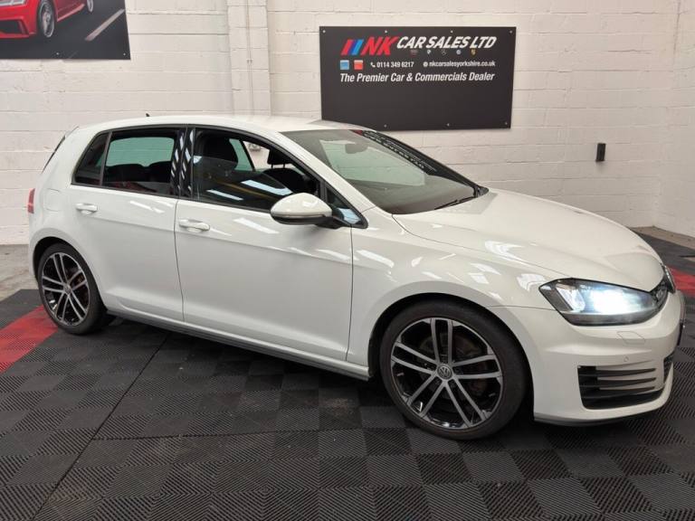 2016 Volkswagen Golf 2.0 TDI GTD 5dr DSG [Nav] HATCHBACK DIESEL Automatic