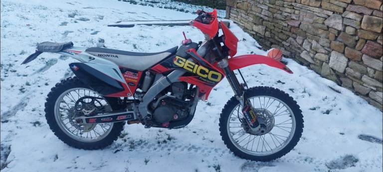 Honda, CRF250R 2010. MOTOCROSS ROAD LEGAL GREEN LANE REGISTERED 