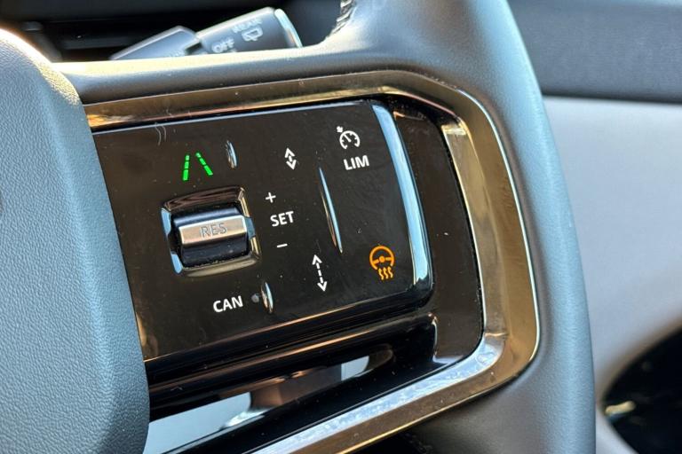 2024 Land Rover Range Rover Evoque 2.0 D200 Dynamic SE 5dr SUV Automatic