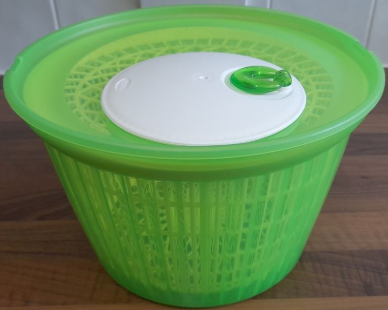 Salad Spinner. Stiff but Spins. Collection from LS2 near Uni of Leeds