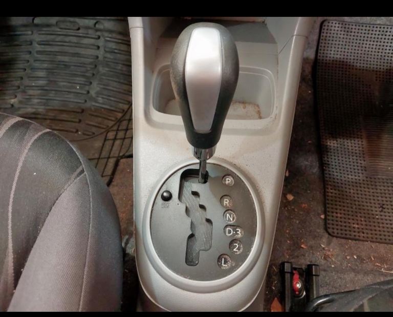 2009 Nissan, PIXO  automatic 