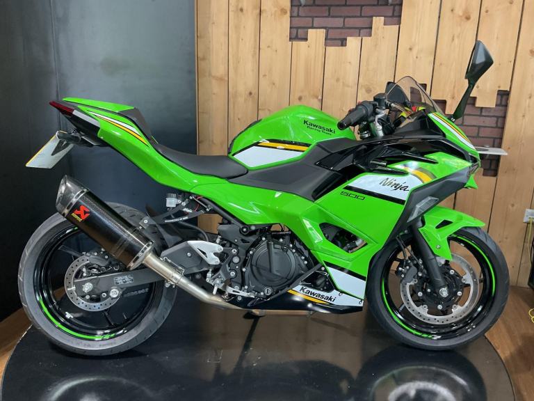 Kawasaki Ninja 500 SE Performance 2026 Akrapovic! Extras! FREE UK DELIVERY!