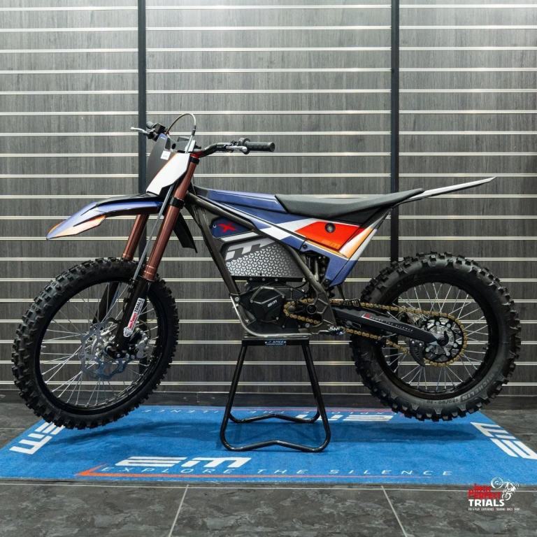 2025 EM ESCAPE X ELECTRIC ENDURO BIKE (NOT SURRON)