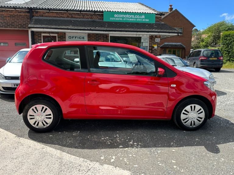 Volkswagen Up MOVE UP ?20 tax ideal first car low insurance immaculate in side a
