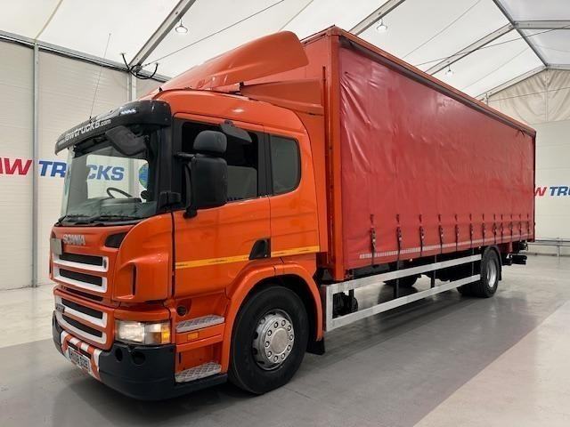 Scania P230 4x2 Sleeper Cab Curtainsider Manual