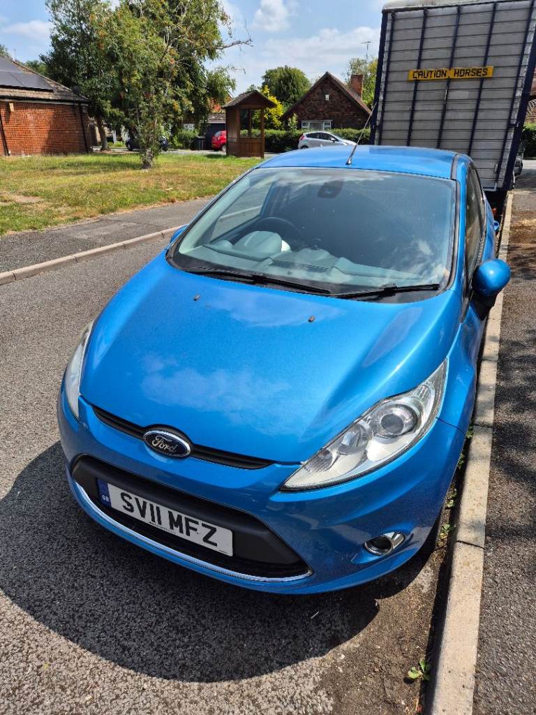 Ford, FIESTA,  titanium Hatchback, 2011, Other, 1388 (cc), 5 doors