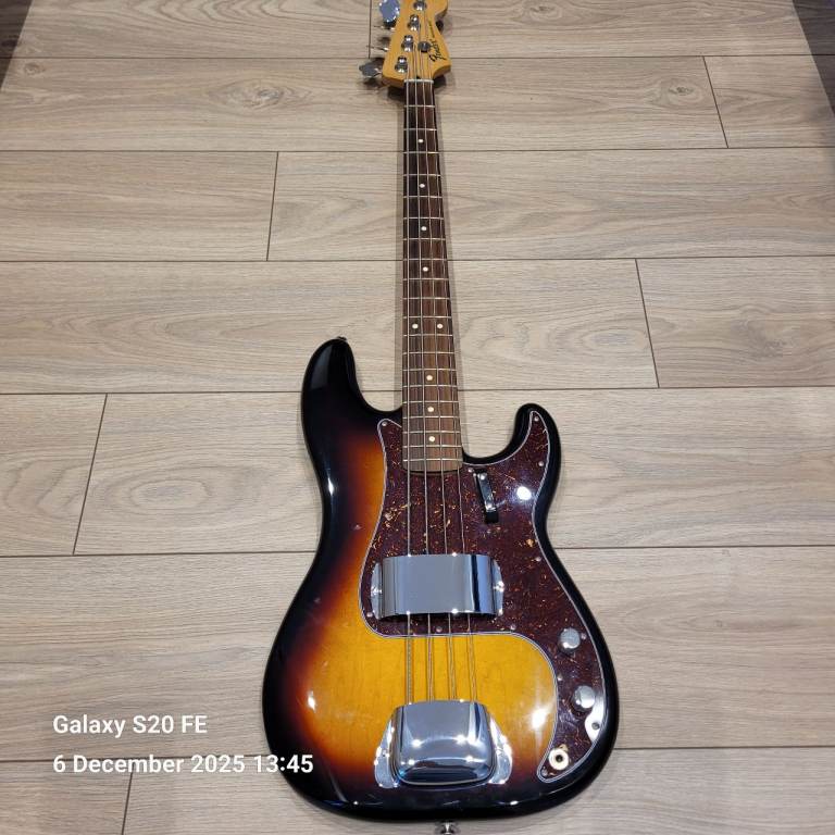 Fender Precision Bass
