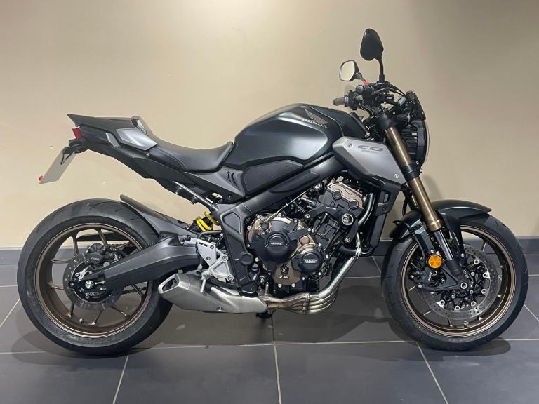 Honda CB650R CB650 CB 650R Matte Gunpowder Black Metallic colour 2022