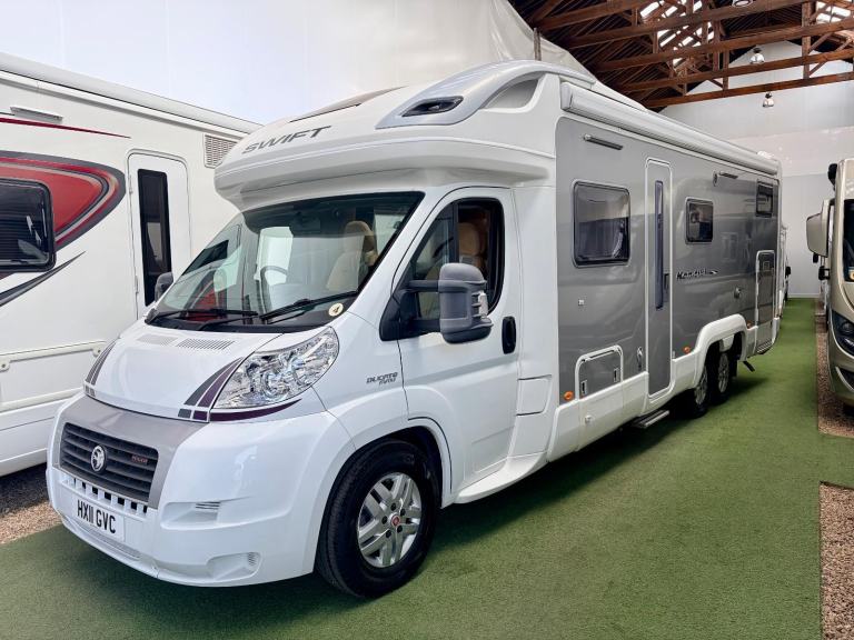 SWIFT KONTIKI 679 TAG AXLE / 4 BERTH / GARAGE / 2011 / 21,978 MILES / MOTORHOME