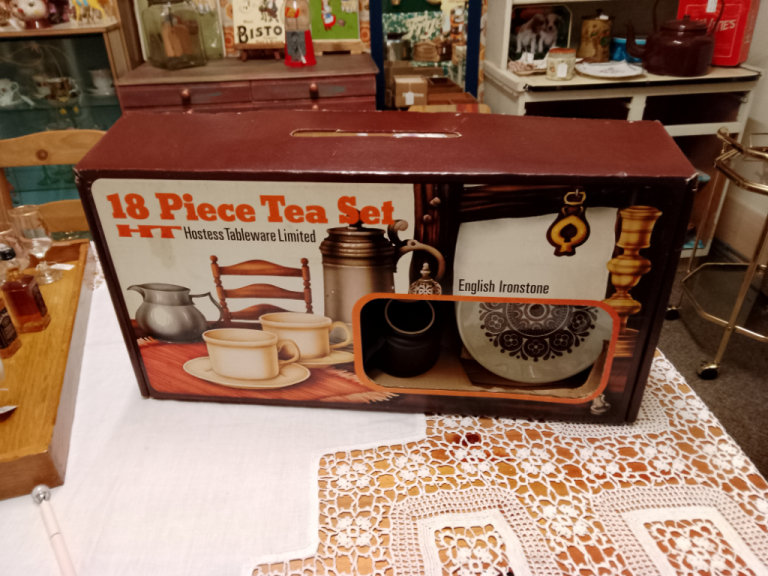 18 piece Tea Set. Hostess Tableware LTD. English Ironstone. Roulette pattern. Original box.