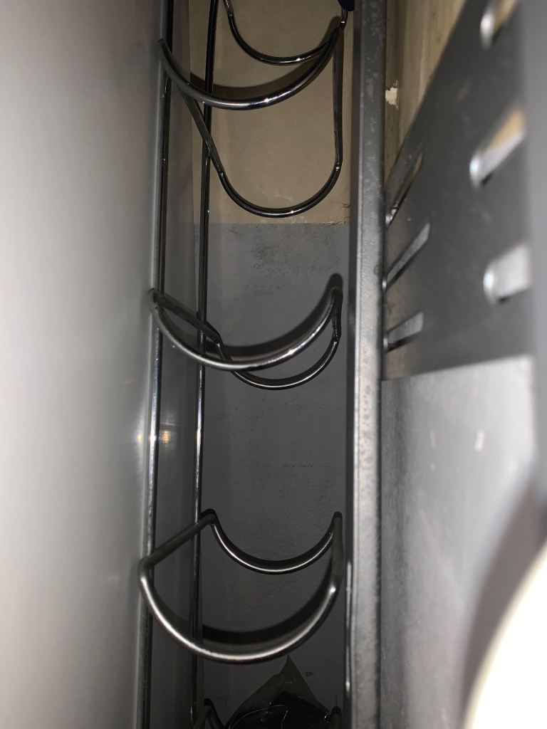 Wine/Bottle holder chrome useful rack