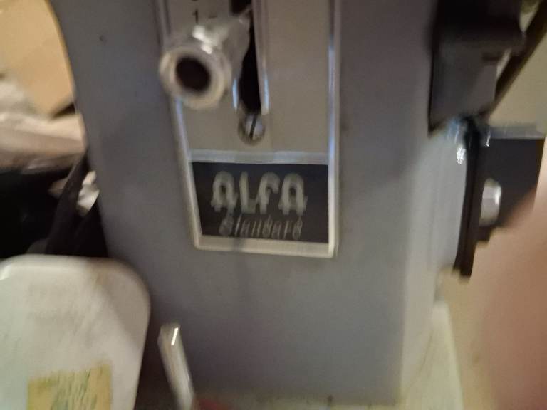 Alfa electric sewing machine