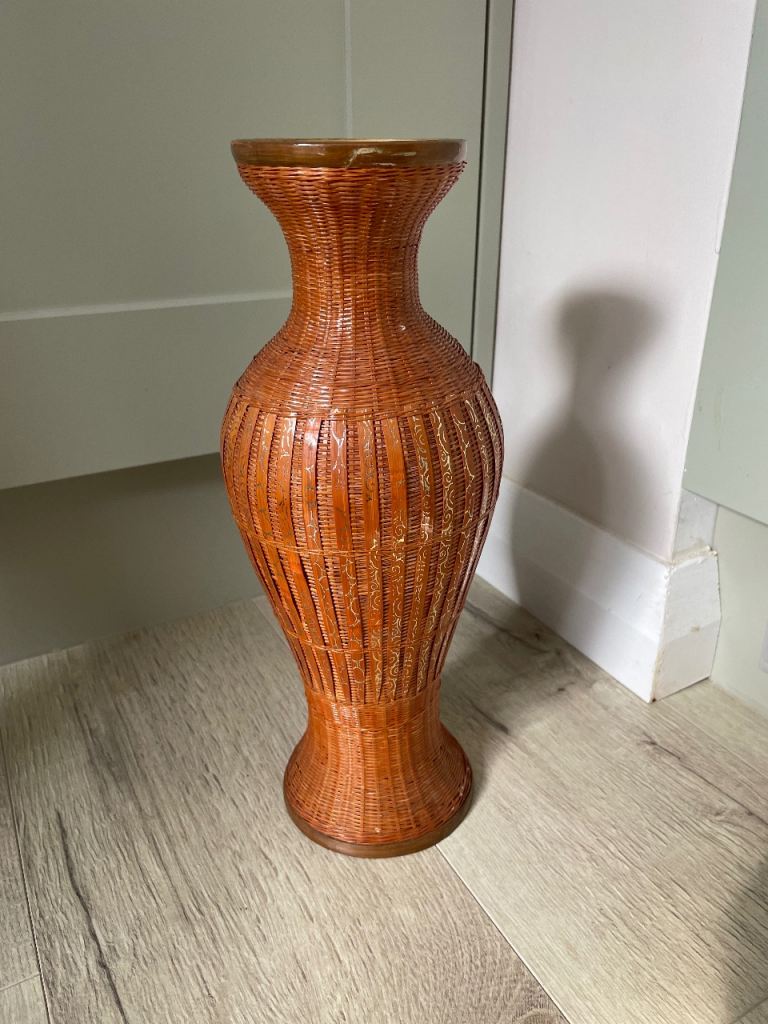 Vintage Chinese Oriental Vase
