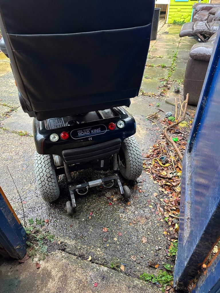 6 mph motabillaty scooter 