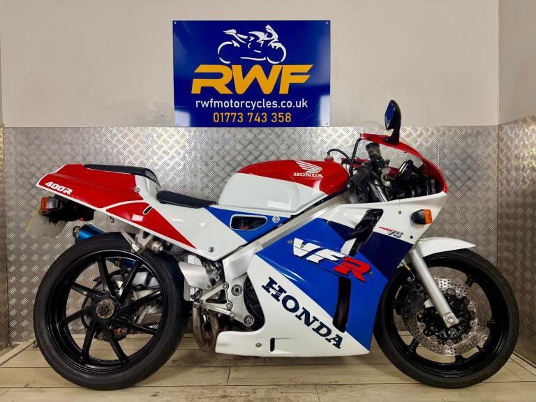 HONDA VRF 400 NC30, 1996 G REG, VGC, 34,584 MILES, FULL MOT & SERVICED 