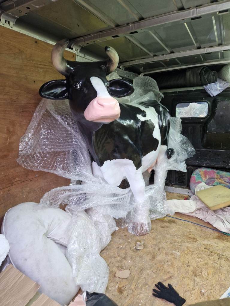image for Lifesize cow statue free local delivery
