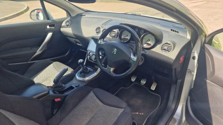 Peugeot 308CC 1.6ehdi Low mileage 
