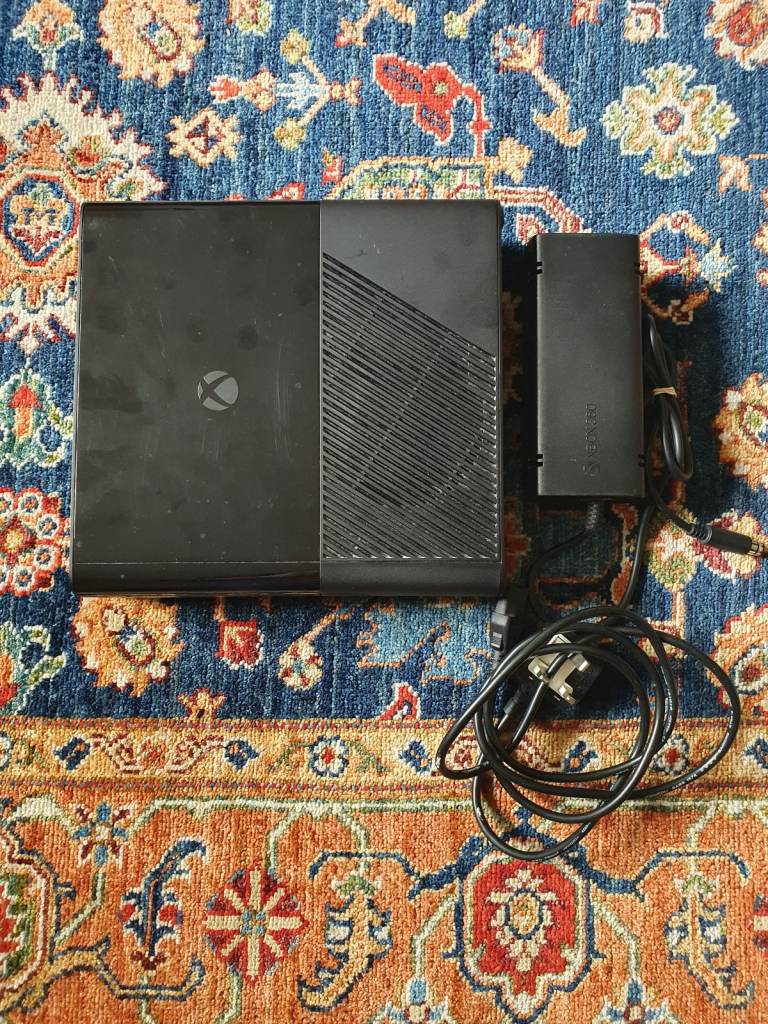 Xbox 360 E 