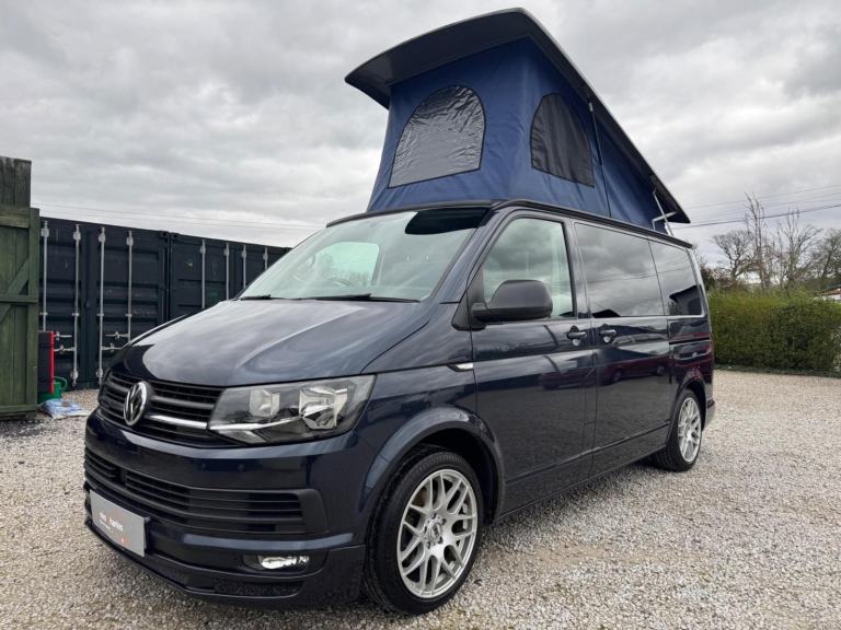 Volkswagen Transporter Highline - Startlight Blue - Bed On Rails