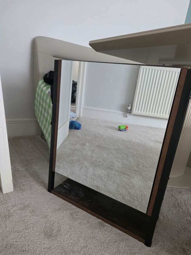 60cm x 49cm Brown Wooden Frame Mirror – Good Condition