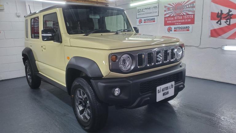 Suzuki jimny nomade 1.5 4wd auto biege new japanese import delivery miles 2025