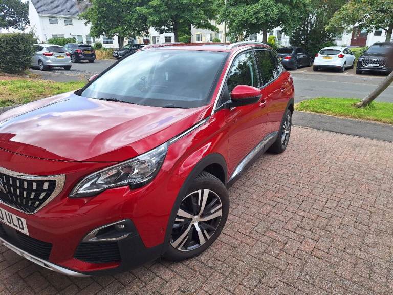 Peugeot, 3008, Hatchback, 2020, Semi-Auto, 1199 (cc), 5 doors