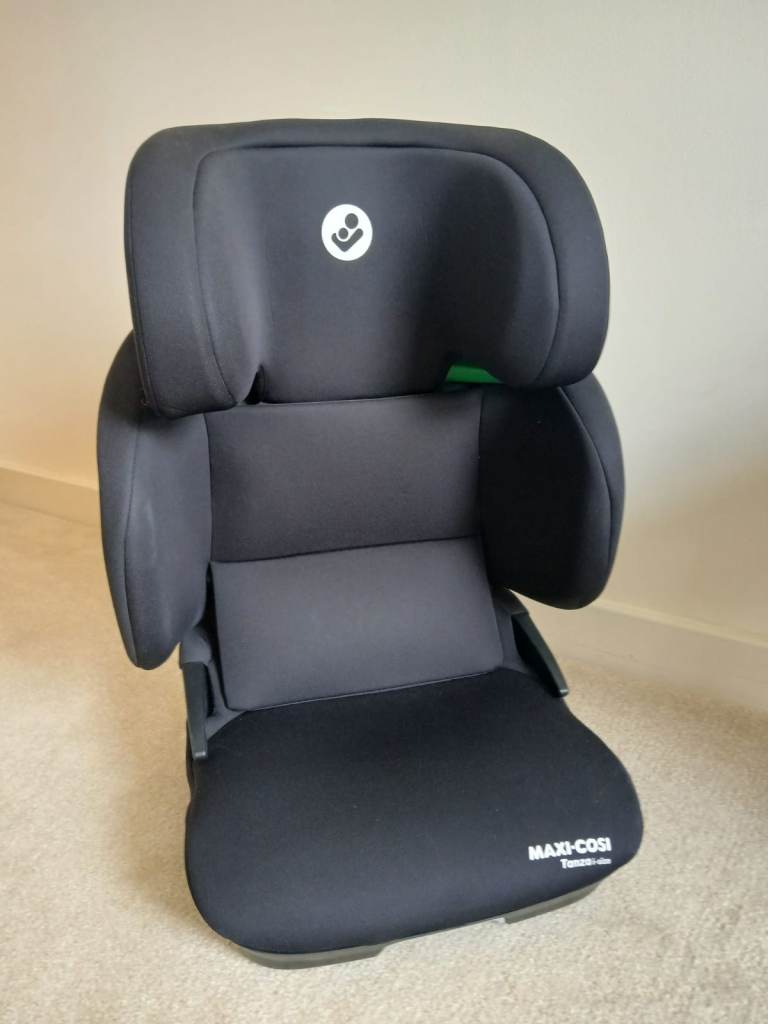 Maxi-Cosi Car Booster Seat – Black, Good Condition