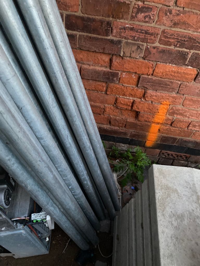 16 ft scaffolding tube (s)