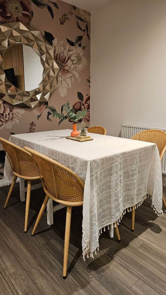 IKEA PINNTORP Gateleg Dining Table – White