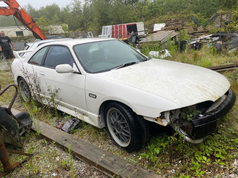 Nissan, 1995, 2500 (cc)