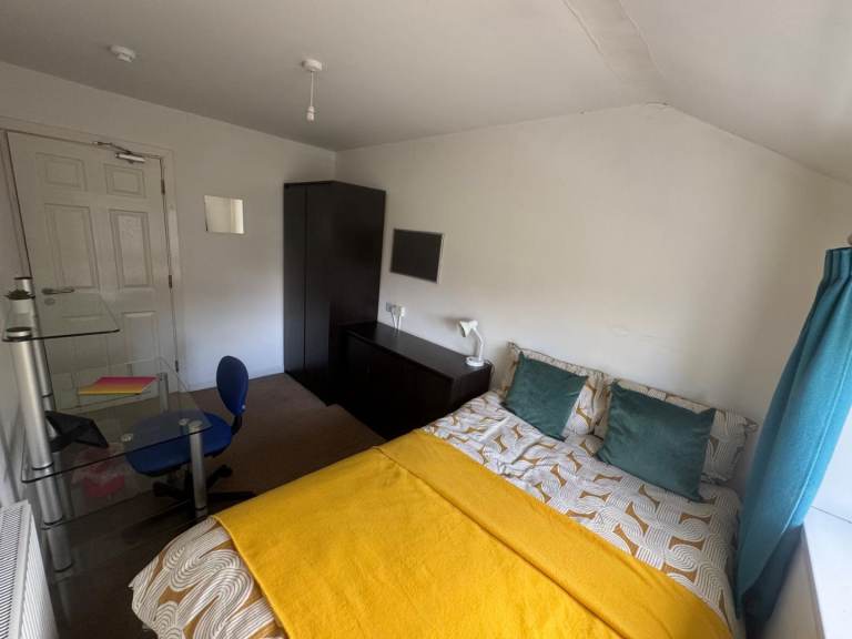 Single Occupancy Double Rooms Available in CV5 6HF, Coventry 