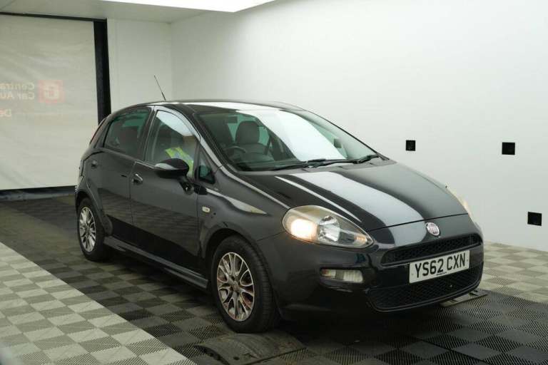 * 62 2013 FIAT PUNTO 1.4 GBT 5 DOOR + MEGA LOW 47K MILES | IDEAL 1ST CAR *