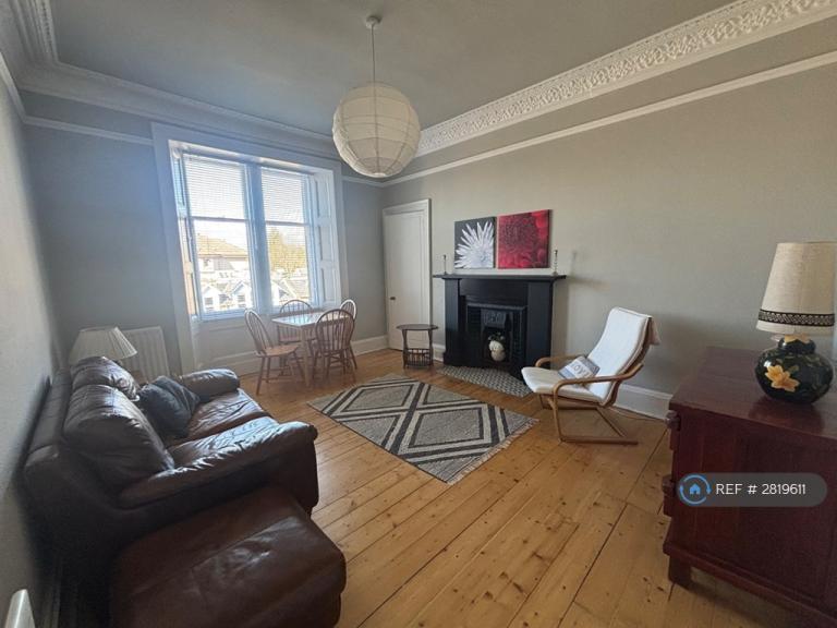2 bedroom flat in Bonnington Grove, Edinburgh, EH6 (2 bed) (#2819611)