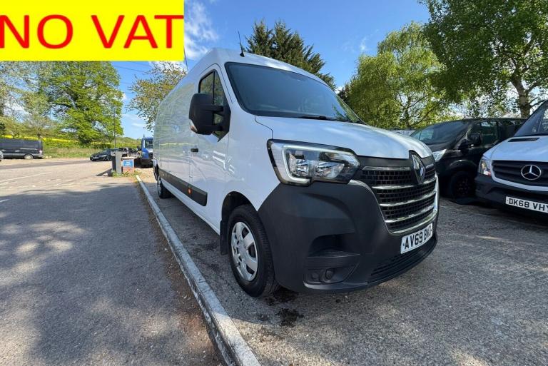 2019 Renault Master 2.3 dCi 35 Business+ FWD LWB (NO VAT) PANEL VAN Diesel Manual