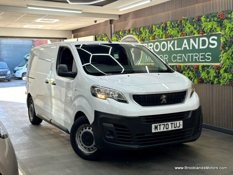 Peugeot Expert BLUEHDI PROFESSIONAL L1 [SAT NAV & STUNNING EXAMPLE]