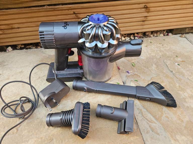 Dyson V6 Trigger Pro (DC58) handheld cordless vacuum cleaner, original