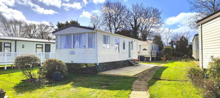2007 ABI Focus Holiday Caravan For Sale on Riverside Park Oxfordshire