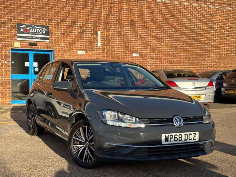 2018 Volkswagen Golf 1.6 TDI SE [Nav] 5dr HATCHBACK DIESEL Manual