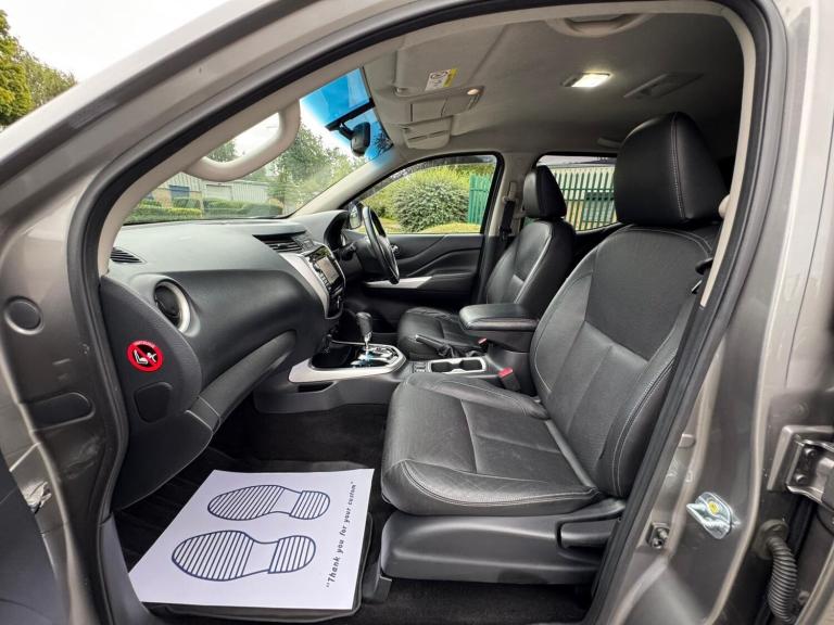 2017 Nissan Navara Double Cab Pick Up Tekna 2.3dCi 190 4WD Auto PICK UP DIESEL Automatic