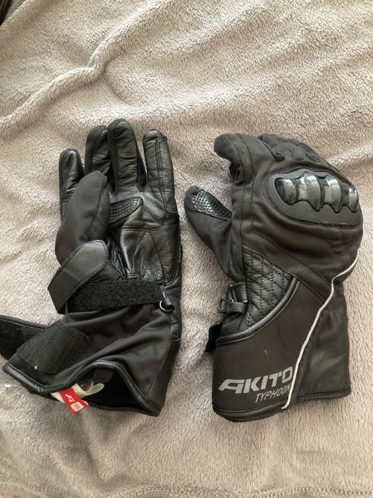 Gloves