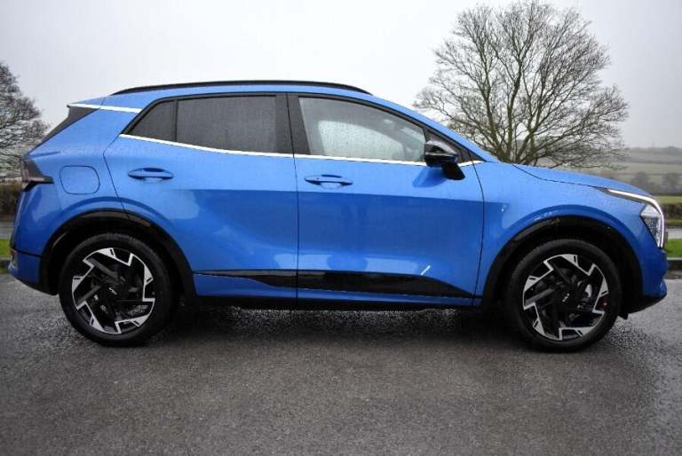 2025 Kia Sportage 1.6T Plug In Hybrid Gt Line S Suv 5dr Petrol Auto Awd Euro 6 (s/s) (241 Bhp EST...