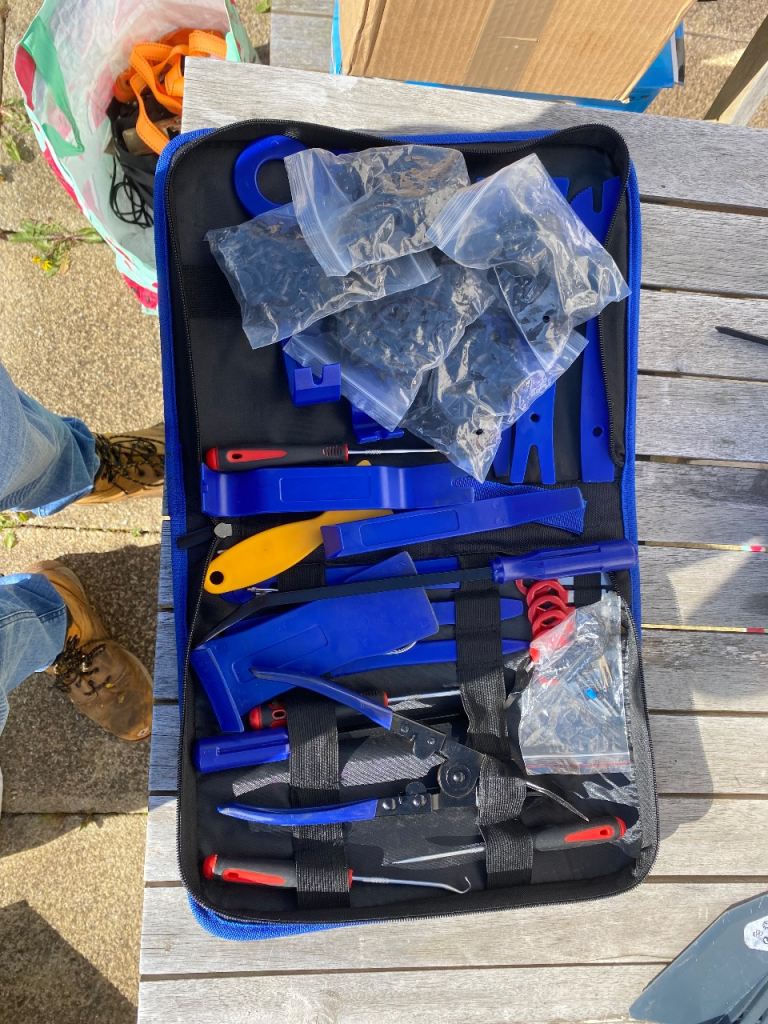 Car Trim Removal Kit