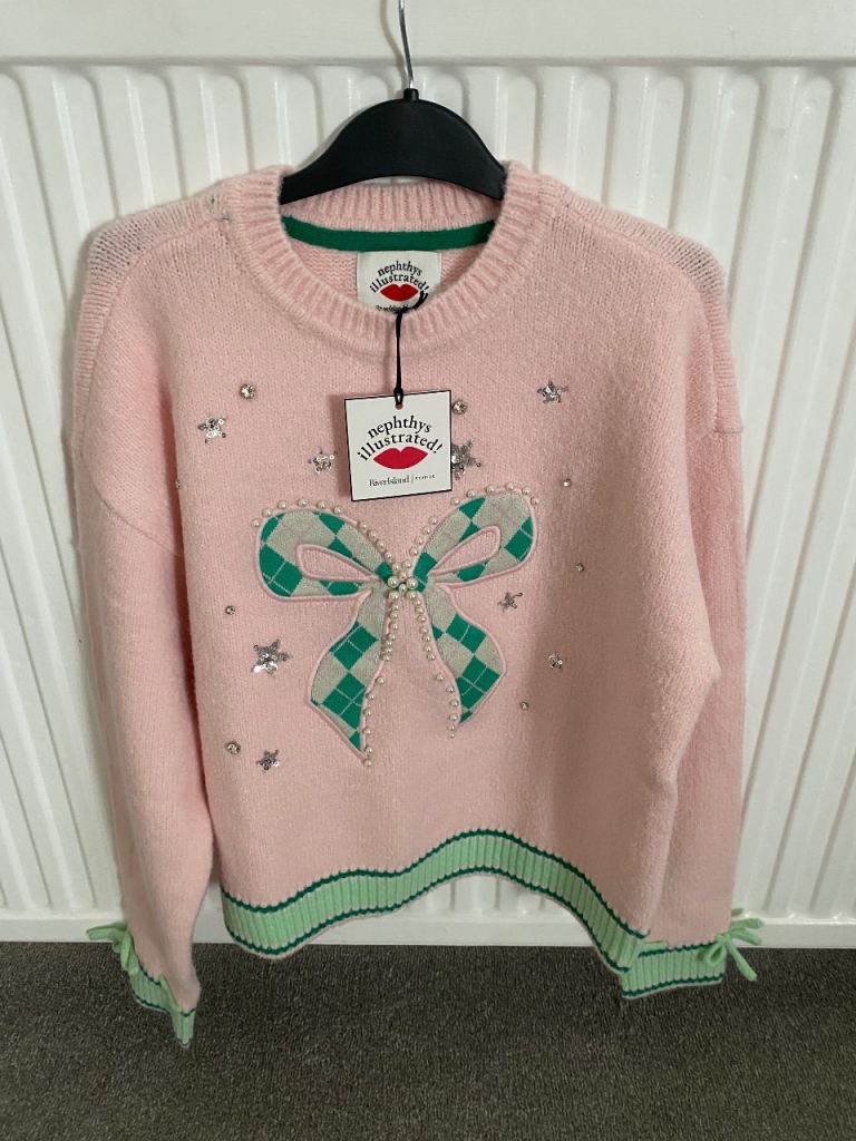 Girls Nephthys illustrated river island 