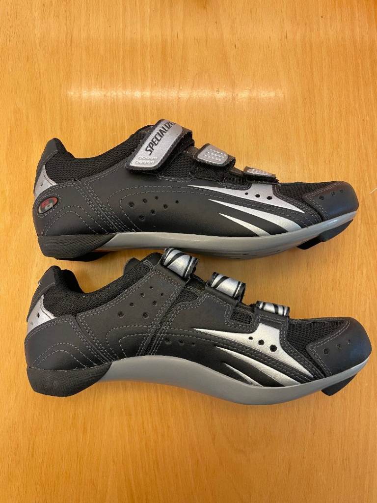 Specialized Road Cycling Shoes.  Size 42  New. Price Reduced Further!!!!