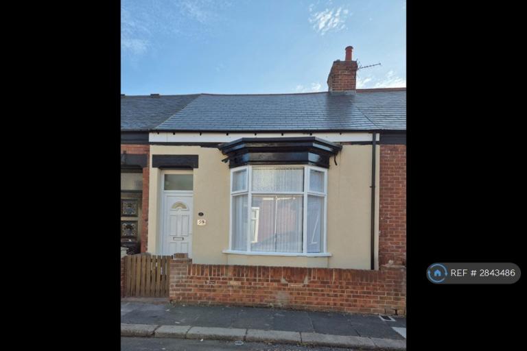 2 bedroom house in Canon Cockin Street, Sunderland, SR2 (2 bed) (#2843486)