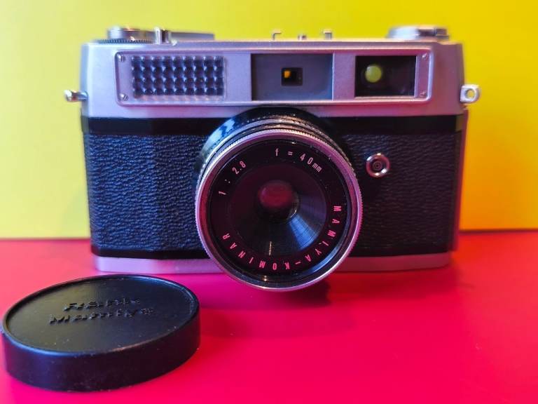 Rank Aldis 35mm Rangefinder Camera in great condition. Film tested. 